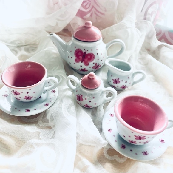 Schylling Butterfly Porcelain Mini Tea Set - Picture 2 of 13